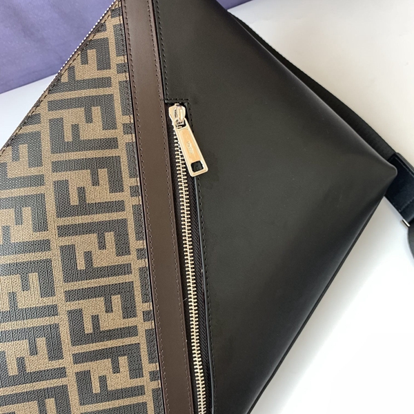 スーパーコピーブランドバッグ内部構造